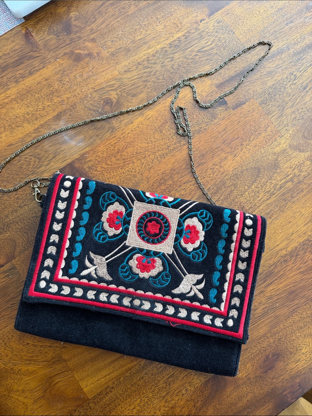 Embroidered Black Velvet Crossbody Clutch with Floral Motif